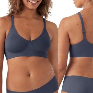- True & Co. soft form V- neck bralette